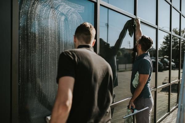 vinduespudsning holstebro vinduespudser erhverv kontor vinduesvask 600×400 vinduespudsning holstebro vinduespudser erhverv kontor vinduesvask